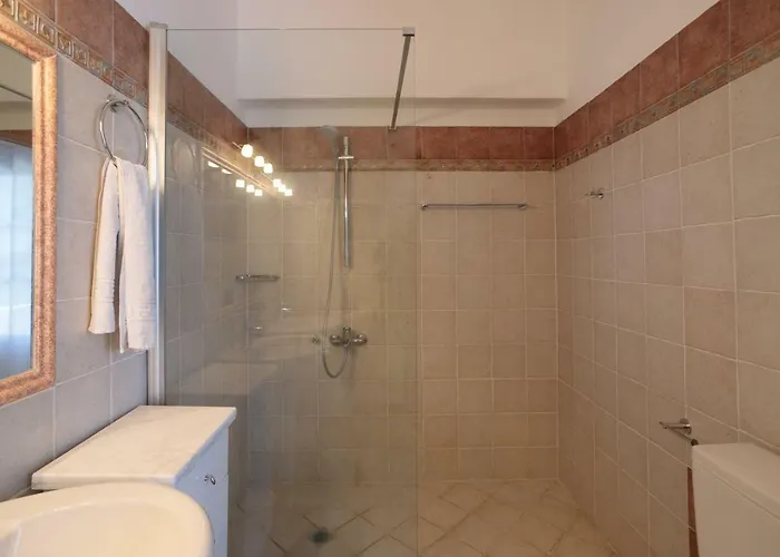 Kairos Naxos * Glinado Naxos